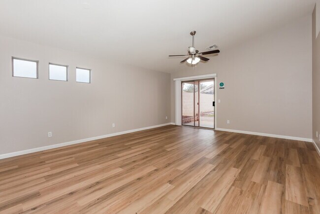 Foto del edificio - 1141 W 18th Ave