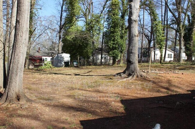 Foto del edificio - 436 Potomac Ave