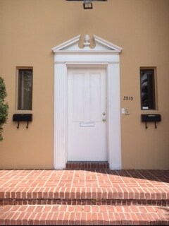 Puerta principal - 3515 Ponce De Leon Blvd