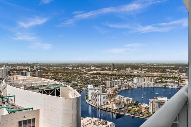 Foto del edificio - 1830 S Ocean Dr