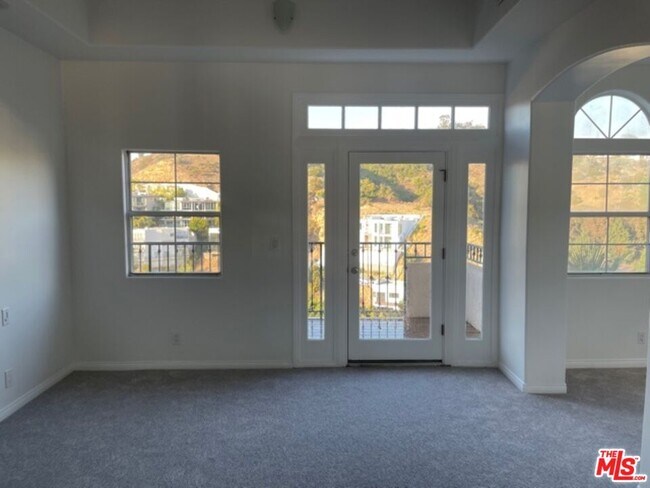 Foto del edificio - 6389 La Punta Dr