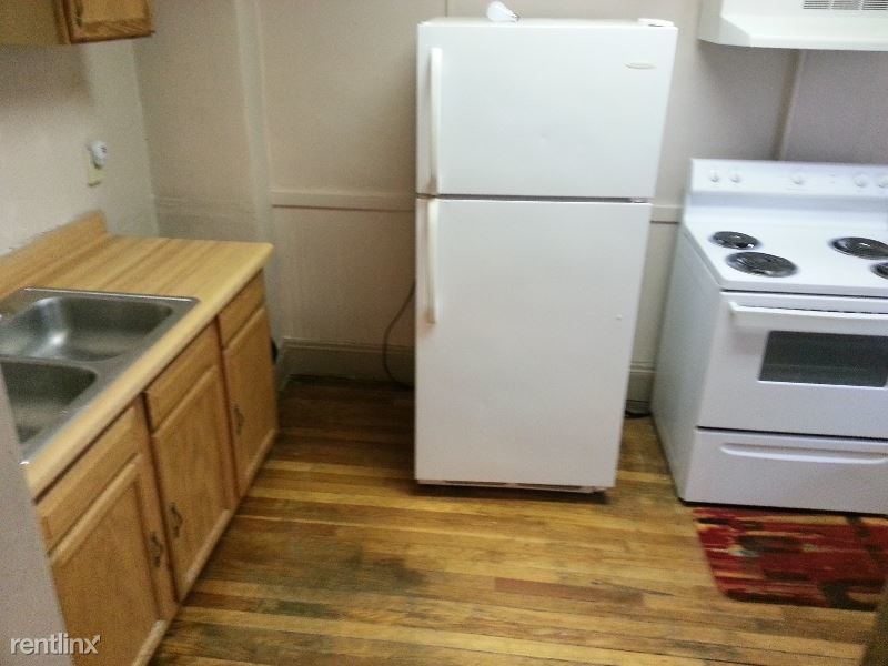 Foto del edificio - 9714 Lorain Ave