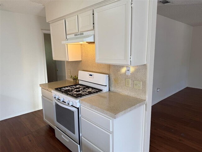 Foto del edificio - 10308 Little Pebble Dr