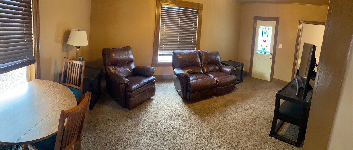 508 W Cedar Ave, Mitchell, SD 57301 House Rental in Mitchell, SD