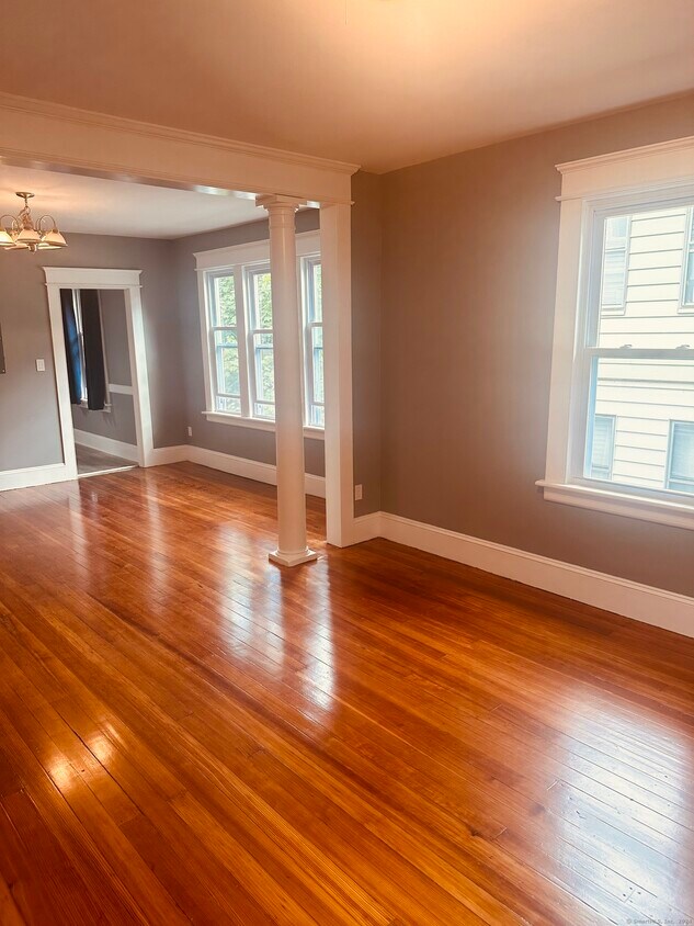 Foto principal - 117 Division Ave