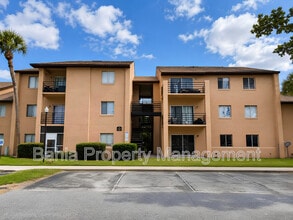 Building Photo - 5214 Via Hacienda Cir