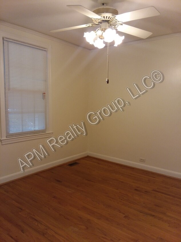 Foto principal - Updated Rosewood home!