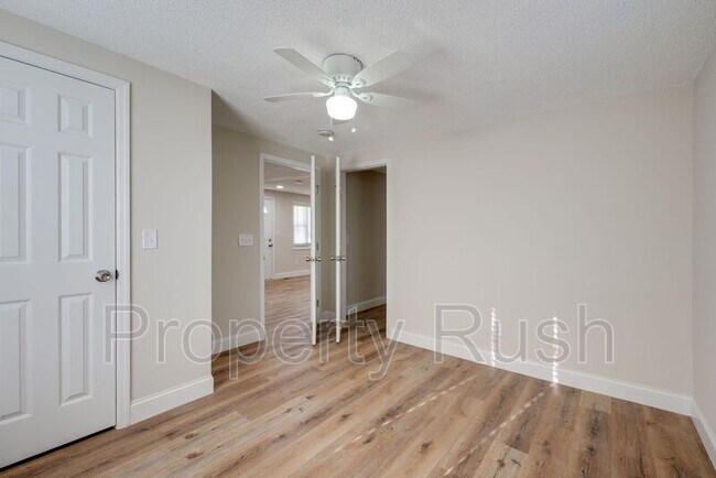 Building Photo - 710 Dorothy St.