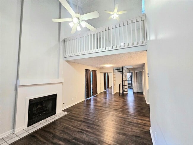 Building Photo - 2734 Highland Ridge NW