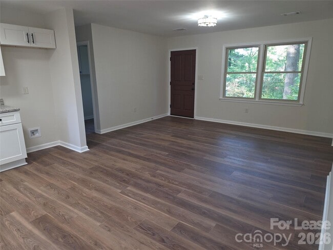 Building Photo - 5710 Unionville Rd