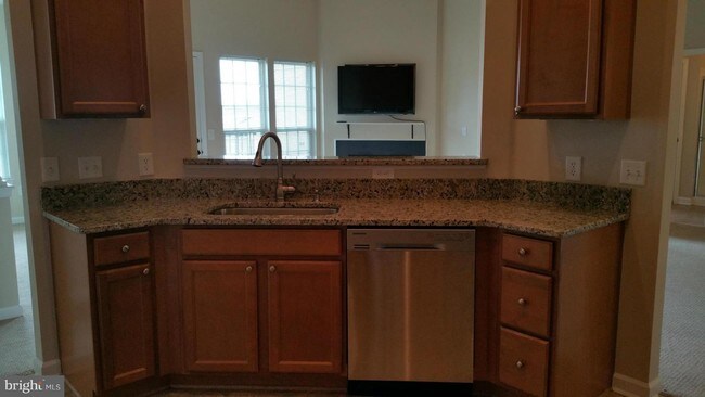 Building Photo - 7559 Stoney Run Dr