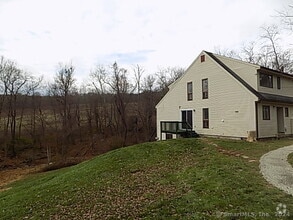 Building Photo - 25 Anderson Rd