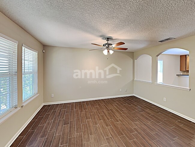 Building Photo - 712 Celebration Lane