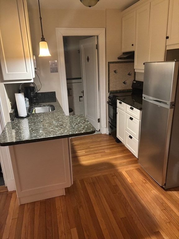 Building Photo - 100 Charles St