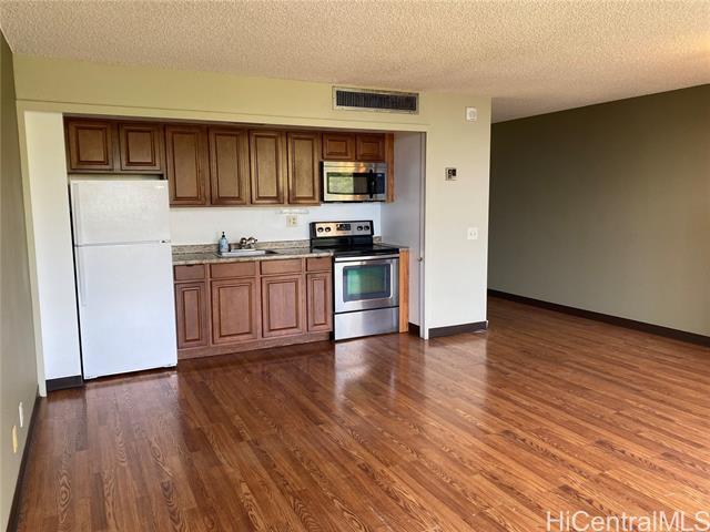 Building Photo - 84-710-710 Kili Dr