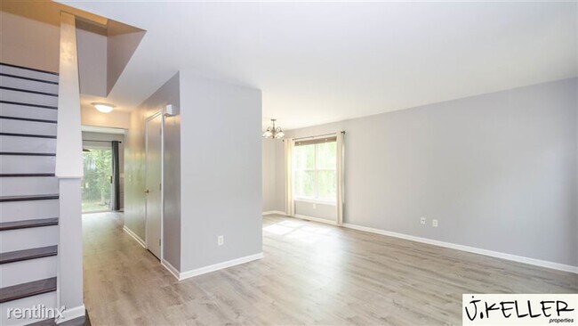 Foto del edificio - 3477 Ashburnam Rd