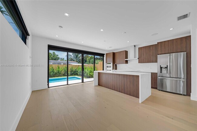 Foto del edificio - 2710 SW 34th Ave