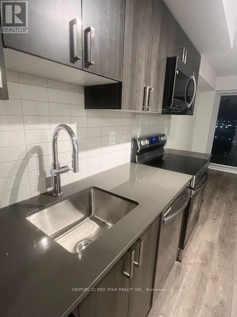 Photo du bâtiment - 1010 Sandy Beach Rd