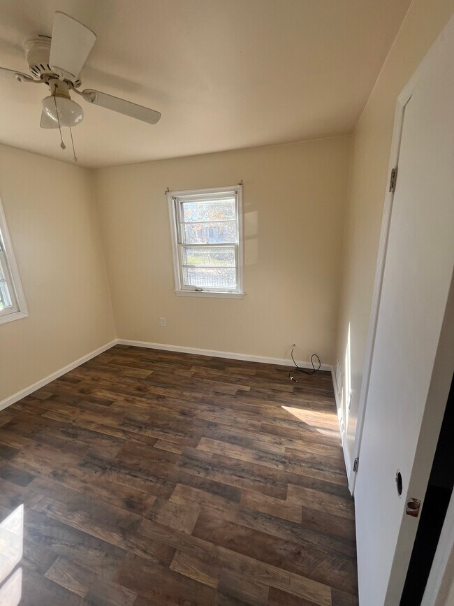 Foto del edificio - 5800 Roanoke Ave