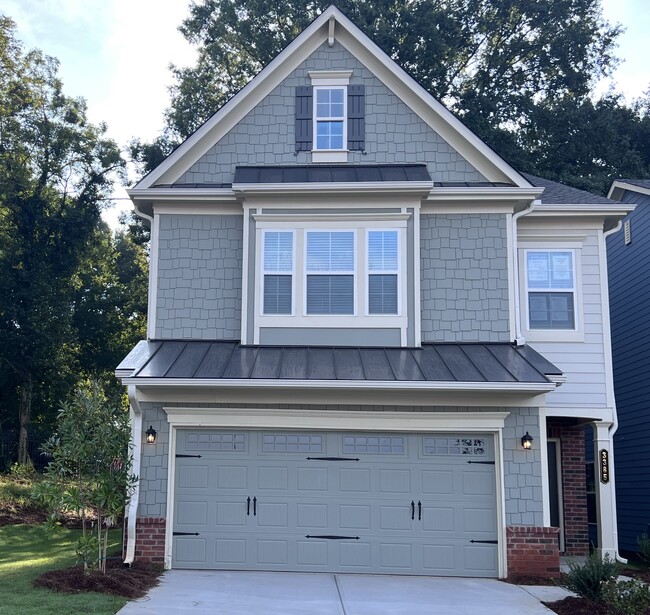 Building Photo - 3385 Park Pointe Cir