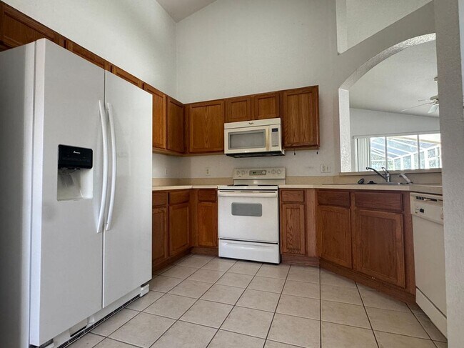 Foto del edificio - 1536 N Hampton Dr