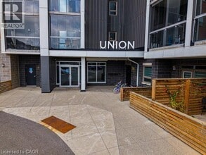 Building Photo - 200 Lagerfeld Dr
