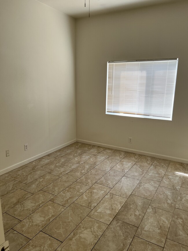 Building Photo - 79641 Avenue 42