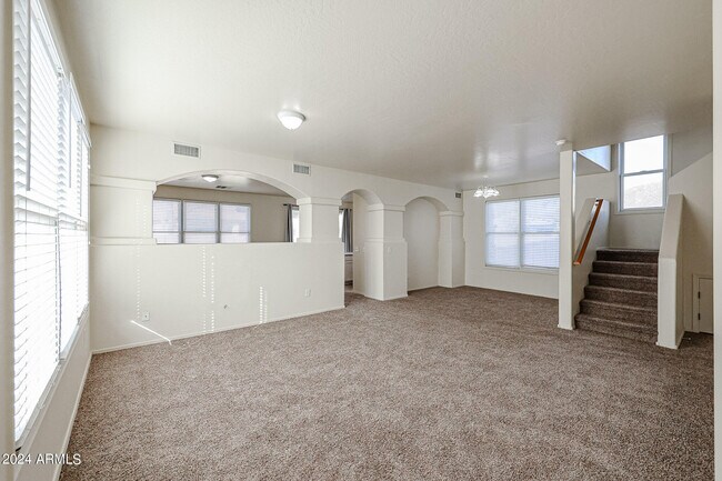 Building Photo - 16436 N 172nd Ave