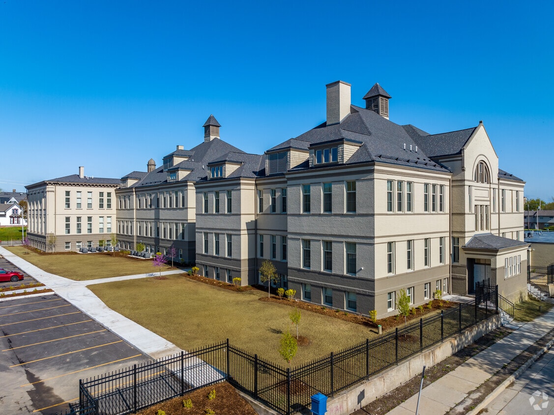 McKinley School Apartments, LLC - 1320 N 21st St Milwaukee, WI 53205 ...