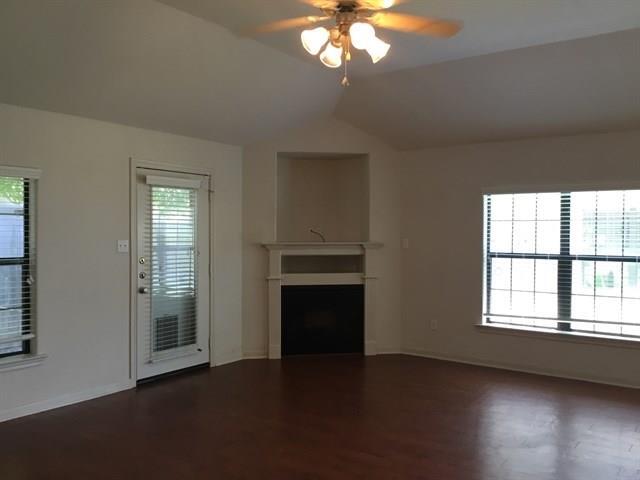 Foto del edificio - 12522 Ravensway Center Dr