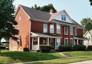 Building Photo - 801 E Main St