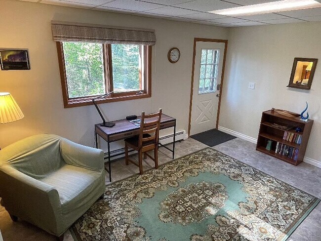 Foto del edificio - 33125 Rensselaer Ln