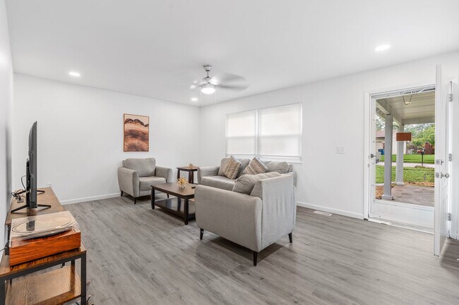 Foto del edificio - 2662 Smoke View Dr