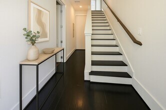 Building Photo - 2401 Crawford St