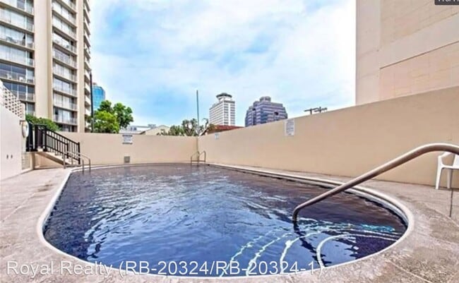Building Photo - 2 br, 2 bath House - 780 Amana St #108