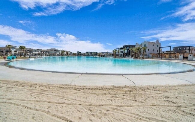 Foto del edificio - 3 Bedroom Home with Access to Lagoon & Clubhouse