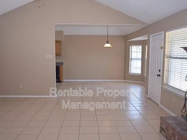 Foto del edificio - 9001 Wessex Ct