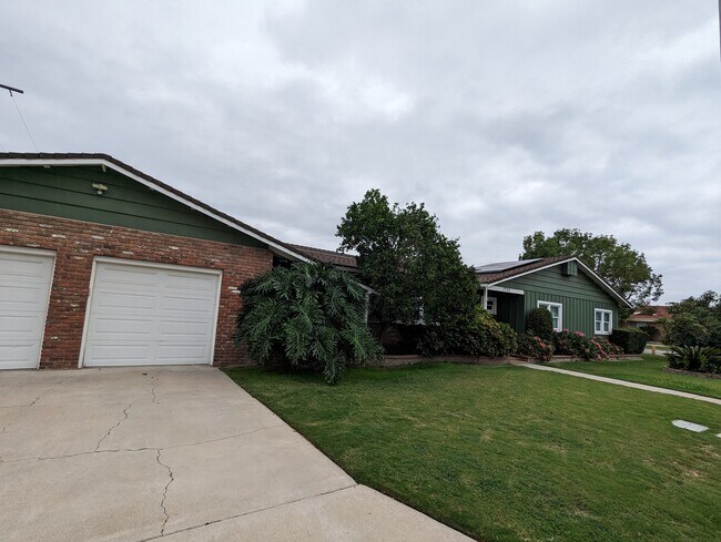 Foto del edificio - 1722 S Heather Ln