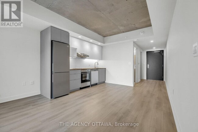 Photo du bâtiment - 199-2199 Rideau St