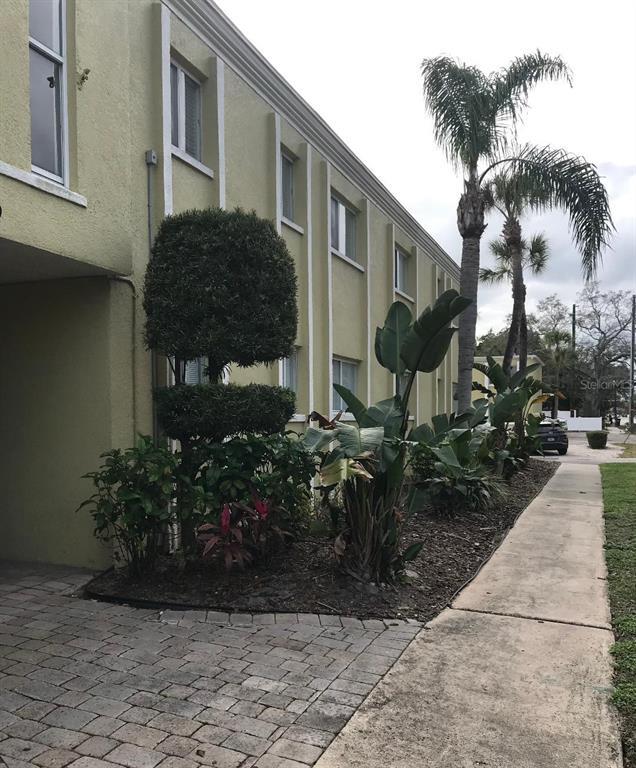Foto del edificio - 3206 W Azeele St