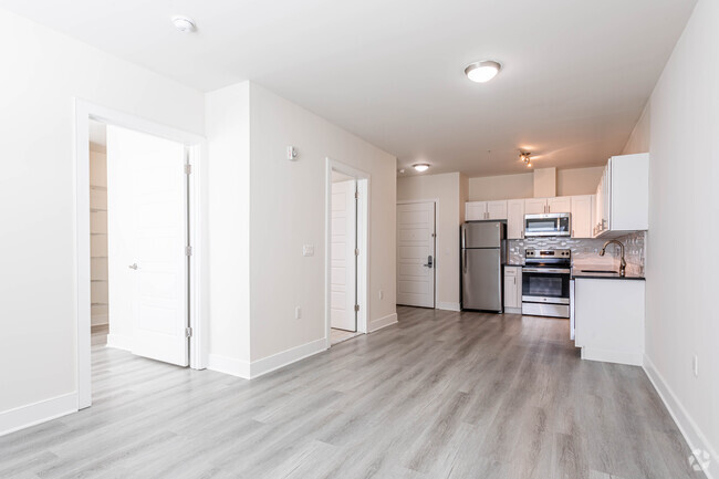 1BR, 1BA w/Den - 713SF - Living Area - Meridia Park Avenue