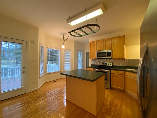 Foto del edificio - 210 Kelly W Dr