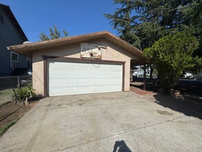 Building Photo - 43 E Jefferson St