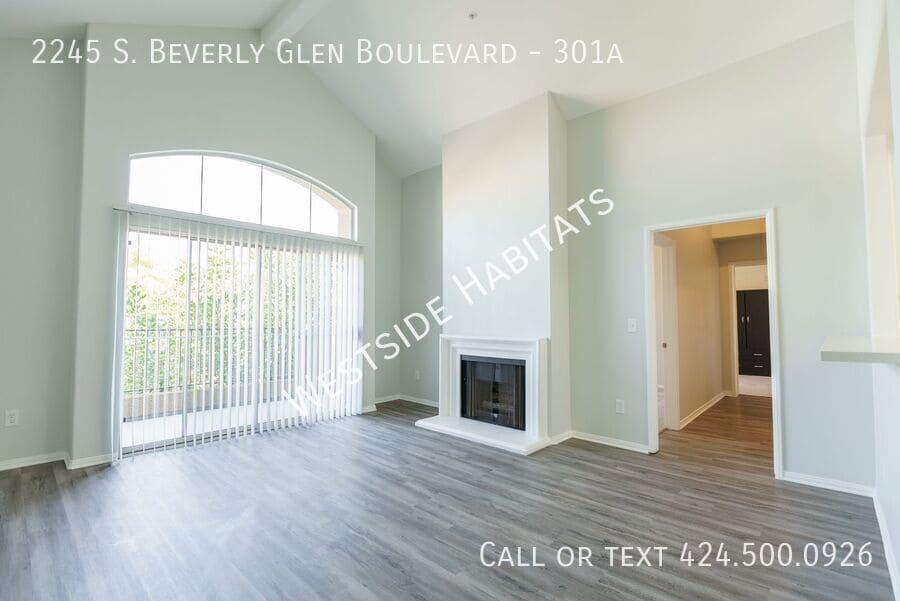 Primary Photo - 2245 S Beverly Glen Blvd