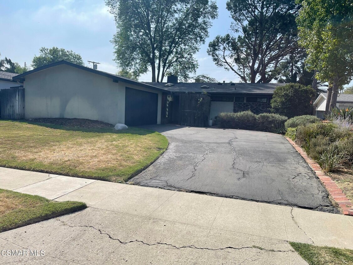 16432 Clymer St, Los Angeles, CA 91344 House Rental in Los Angeles