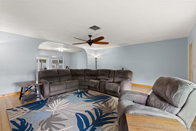 Foto del edificio - 120 43rd St NW