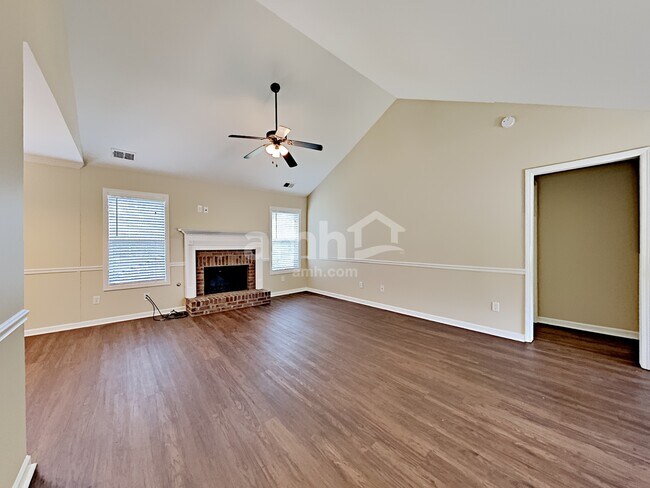 Building Photo - 213 Merrill Meadows Point
