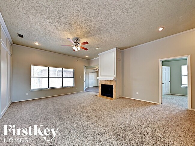 Building Photo - 936 Bluffview Dr