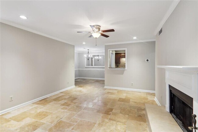 Foto del edificio - 1802 Country Park Dr