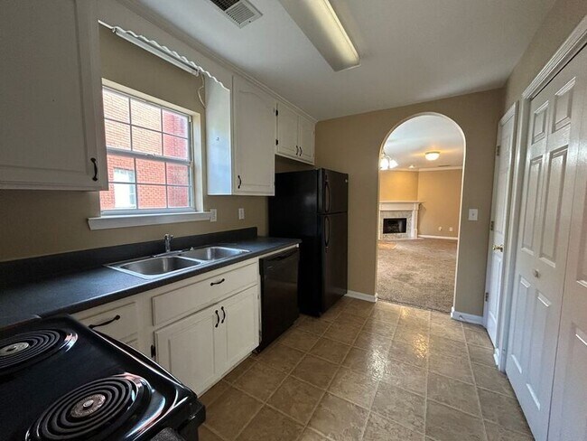 Foto del edificio - 110 Canyon Park Pl